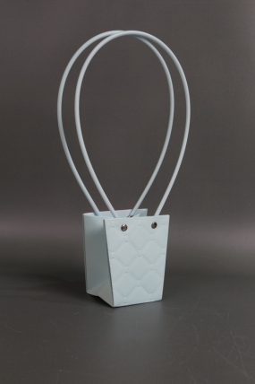 Сумка для ЦВЕТОВ тиснение Клетка (16) 10*8*10,5  голубой  М16   Цена за 1шт