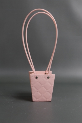 Сумка для ЦВЕТОВ тиснение Клетка (16) 10*8*10,5  розовый  М16   Цена за 1шт