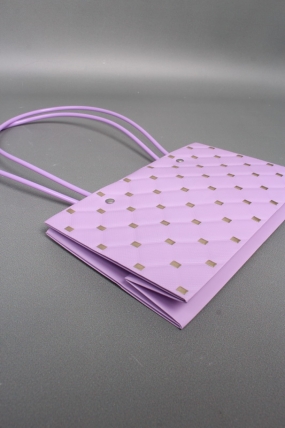 Сумка для ЦВЕТОВ тиснение Золотая клетка  (311) 22*13,5*10,5 ярко-сиреневый М311   Цена за 1шт