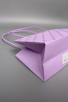 Сумка для ЦВЕТОВ тиснение Золотая клетка  (311) 22*13,5*10,5 ярко-сиреневый М311   Цена за 1шт