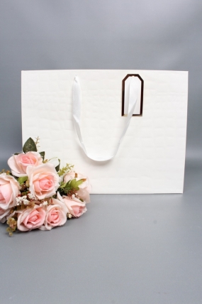 Сумка ЛЮКС белая кожа лак 40*30*12  L197