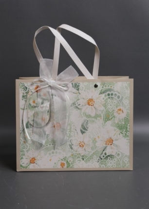 Сумка Люкс Цветочное кружево  25*20*10 кремовый  L210 Цена за 1шт