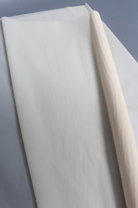 Упак. материал флористич. пленка "Водонепроницаемый тишью", 20 мкр, 58 см х 10 м, кремовый2040