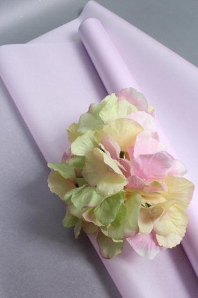 Упаковочный материал флористическая пленка с тишью, 65 мкр, 58 см х 10 м, св-лиловый 3272М